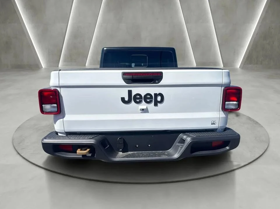 2026 Jeep JT Gladiator - Image 6 of 19