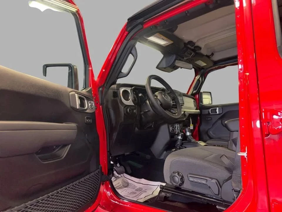 2026 Jeep JT Gladiator - Image 11 of 20