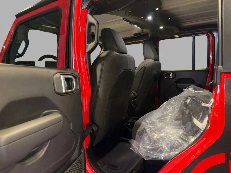 2026 Jeep JT Gladiator - Image 8 of 20