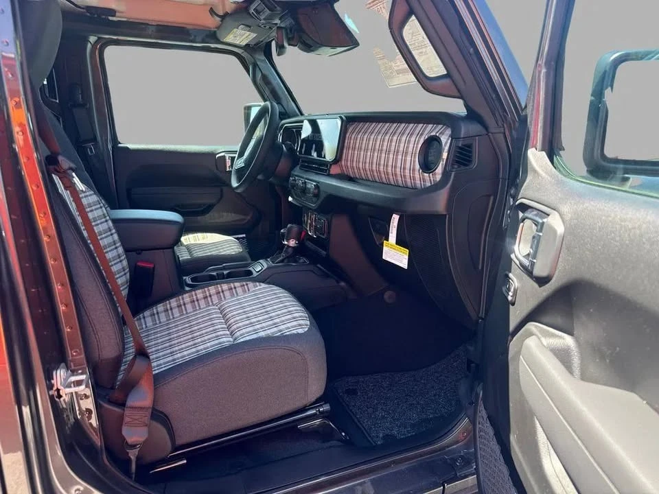 2026 Jeep JT Gladiator - Image 12 of 20