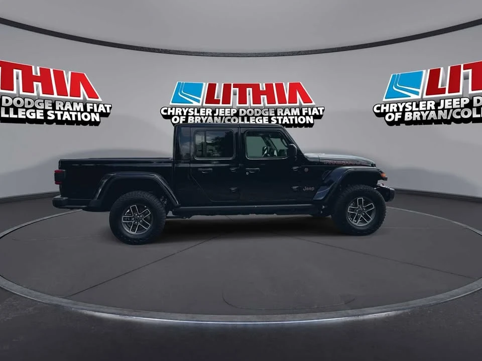 2026 Jeep JT Gladiator - Image 9 of 20