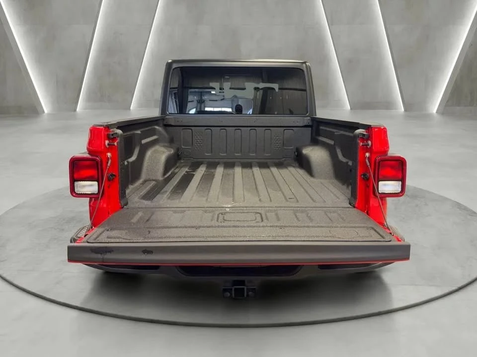 2026 Jeep JT Gladiator - Image 18 of 20