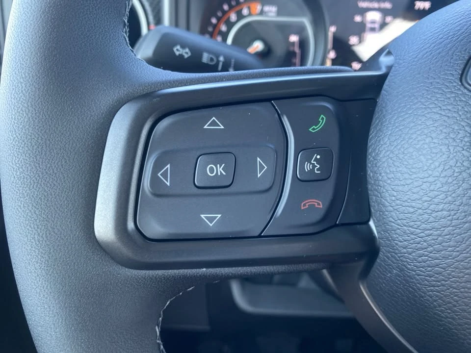 2026 Jeep JT Gladiator - Image 16 of 20