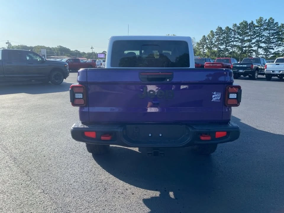 2026 Jeep JT Gladiator - Image 5 of 20