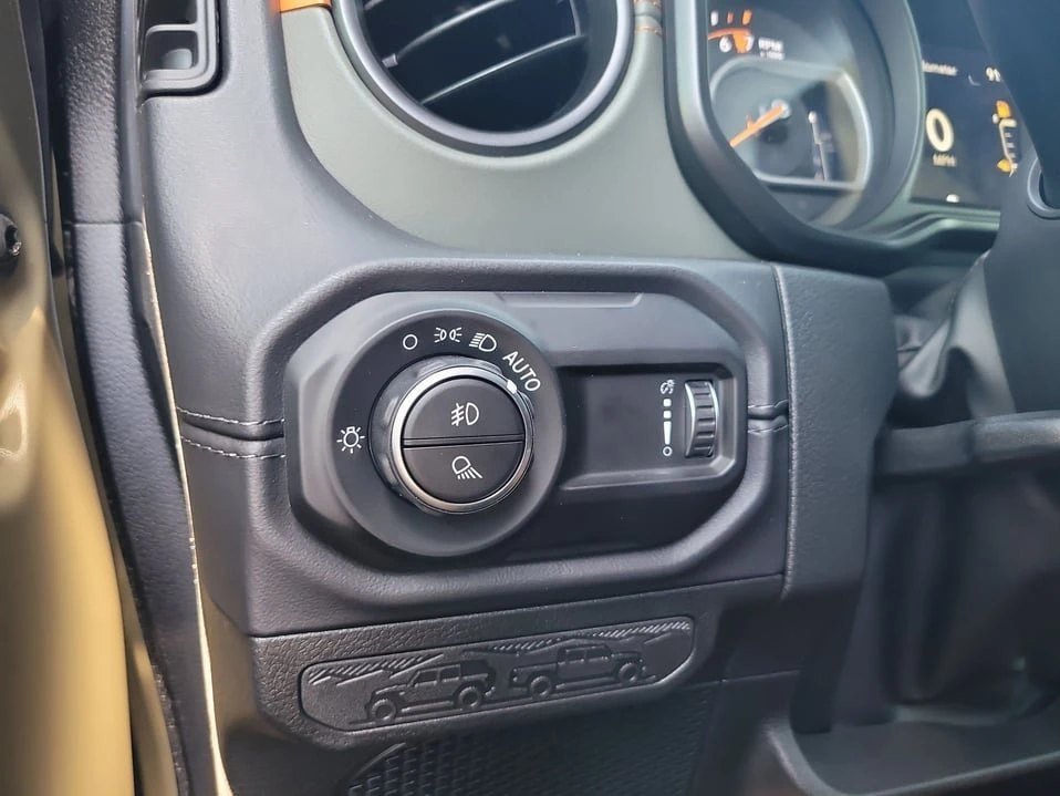 2026 Jeep JT Gladiator - Image 20 of 20