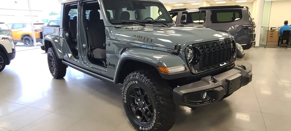 2026 Jeep JT Gladiator - Image 2 of 10