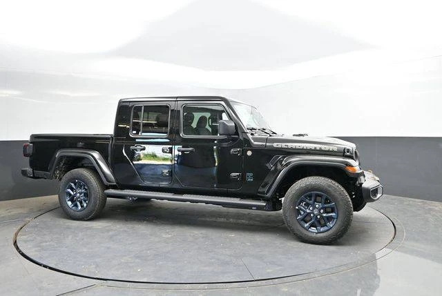2026 Jeep JT Gladiator - Image 3 of 20