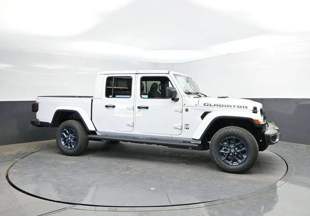 2026 Jeep JT Gladiator - Image 3 of 20
