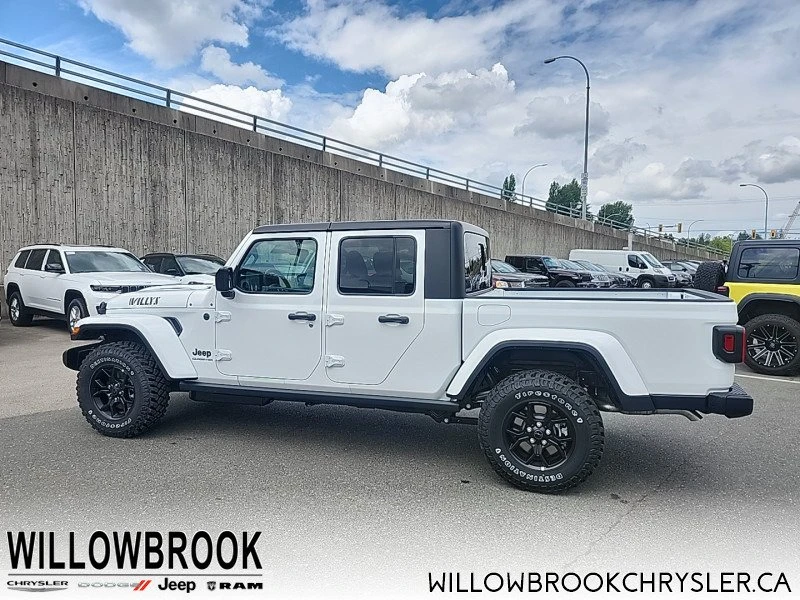 2026 Jeep JT Gladiator - Image 5 of 15