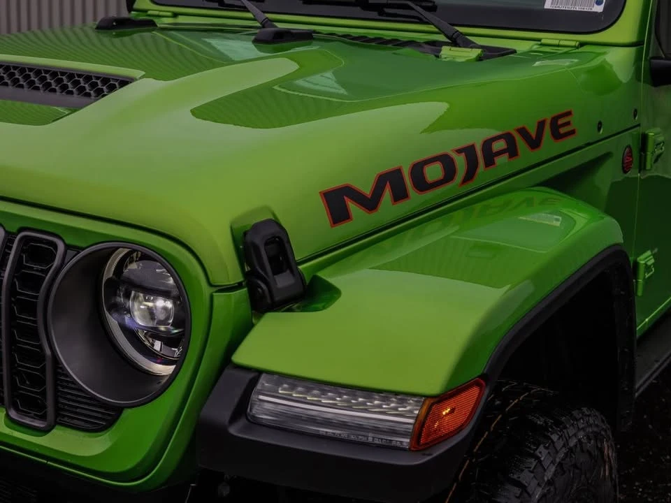 2026 Jeep JT Gladiator - Image 6 of 10