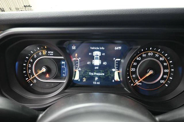 2026 Jeep JT Gladiator - Image 14 of 20