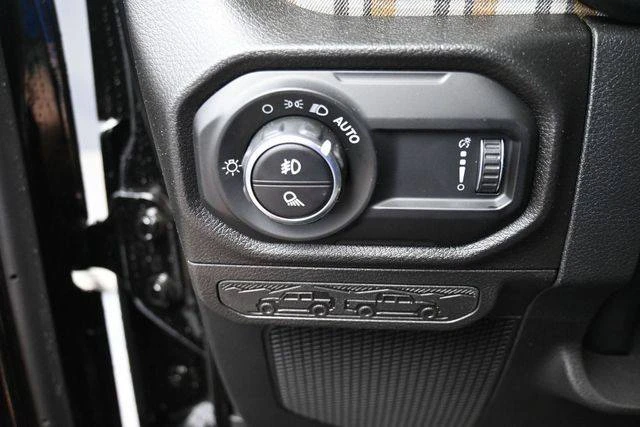 2026 Jeep JT Gladiator - Image 13 of 20