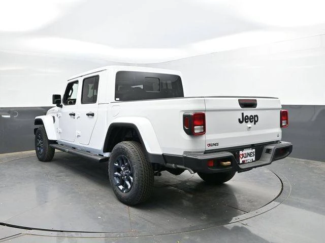 2026 Jeep JT Gladiator - Image 8 of 20