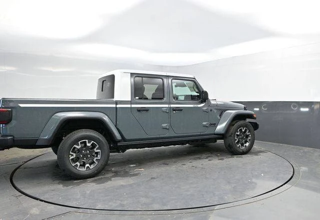 2026 Jeep JT Gladiator - Image 2 of 20