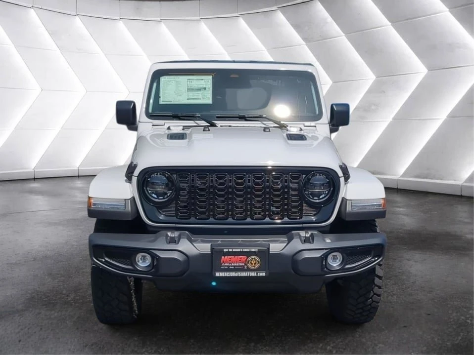 2026 Jeep JT Gladiator - Image 8 of 10