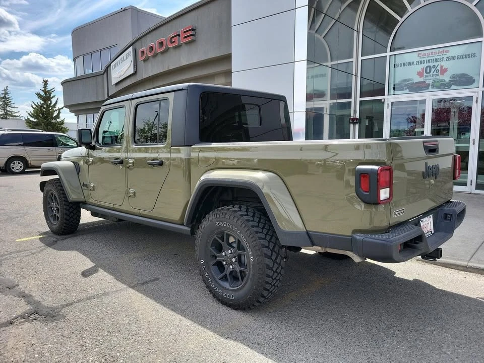 2026 Jeep JT Gladiator - Image 3 of 20