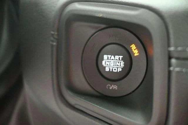 2026 Jeep JT Gladiator - Image 18 of 20
