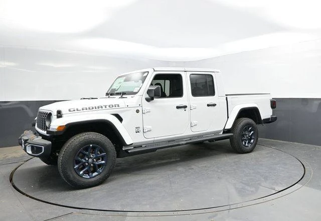 2026 Jeep JT Gladiator - Image 6 of 20