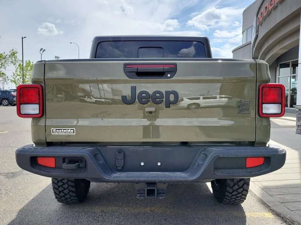 2026 Jeep JT Gladiator - Image 5 of 20