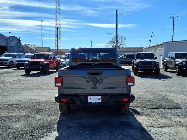 2026 Jeep JT Gladiator - Image 19 of 20
