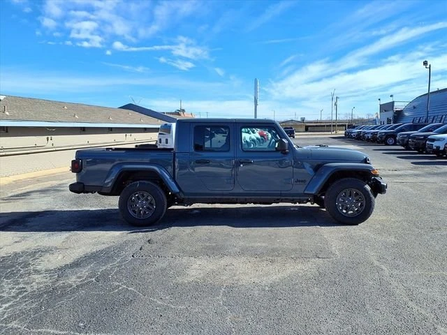 2026 Jeep JT Gladiator - Image 2 of 20