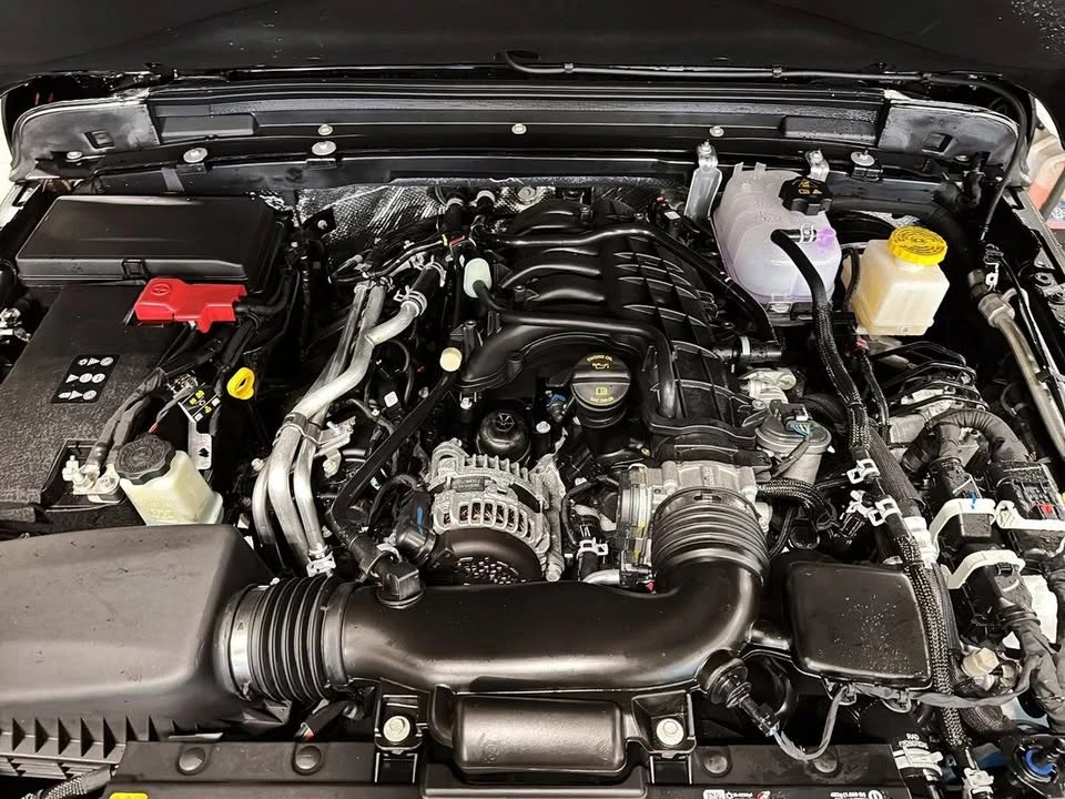 2026 Jeep JT Gladiator - Image 8 of 10