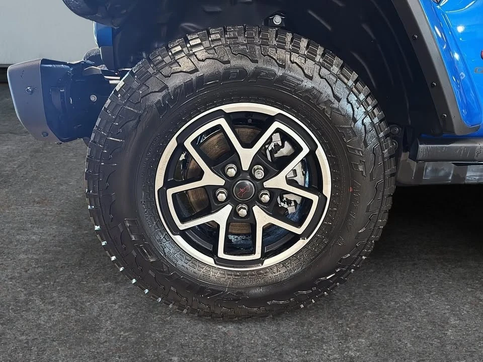 2026 Jeep JT Gladiator - Image 7 of 10