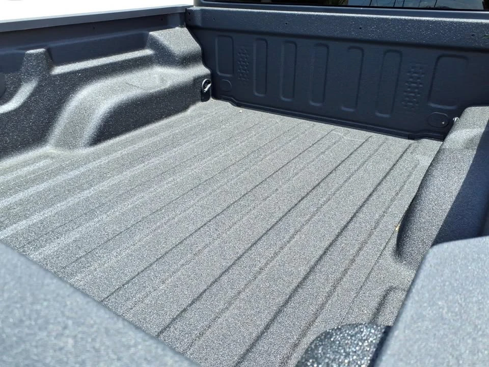 2026 Jeep JT Gladiator - Image 8 of 18