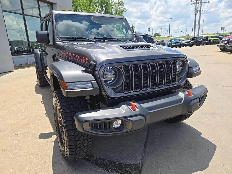 2026 Jeep JT Gladiator - Image 14 of 20