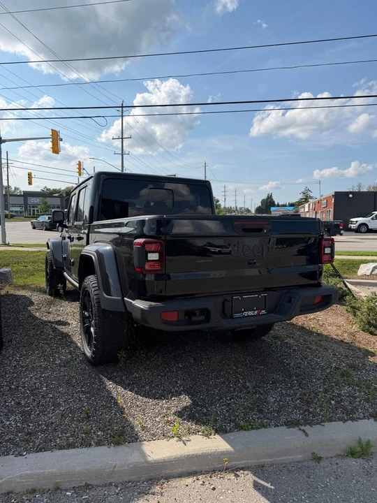 2026 Jeep JT Gladiator - Image 3 of 7