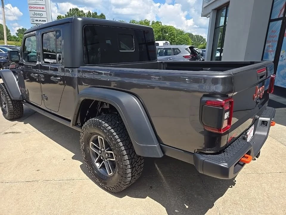 2026 Jeep JT Gladiator - Image 7 of 20