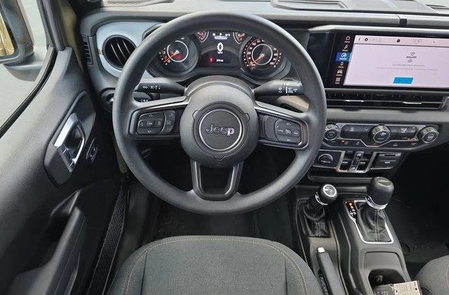 2026 Jeep JT Gladiator - Image 14 of 20