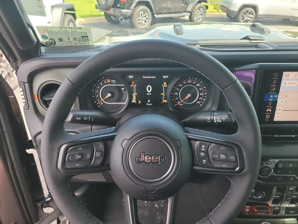 2026 Jeep JT Gladiator - Image 19 of 20