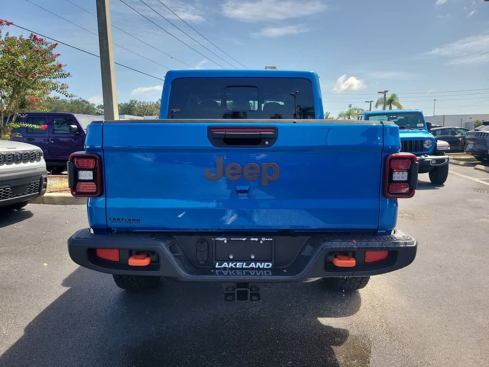 2026 Jeep JT Gladiator - Image 7 of 20