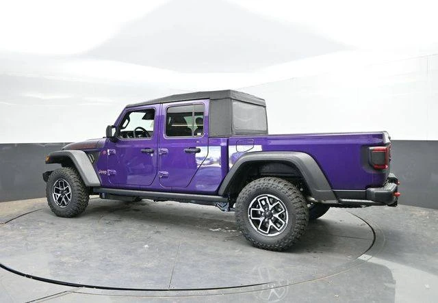 2026 Jeep JT Gladiator - Image 7 of 20