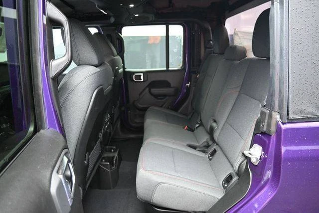 2026 Jeep JT Gladiator - Image 11 of 20
