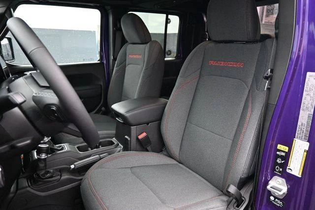 2026 Jeep JT Gladiator - Image 15 of 20