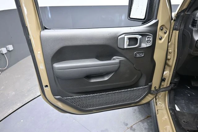 2026 Jeep JT Gladiator - Image 12 of 20