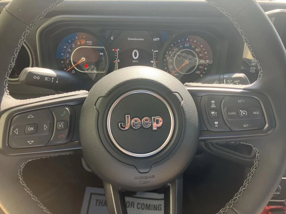 2026 Jeep JT Gladiator - Image 10 of 19