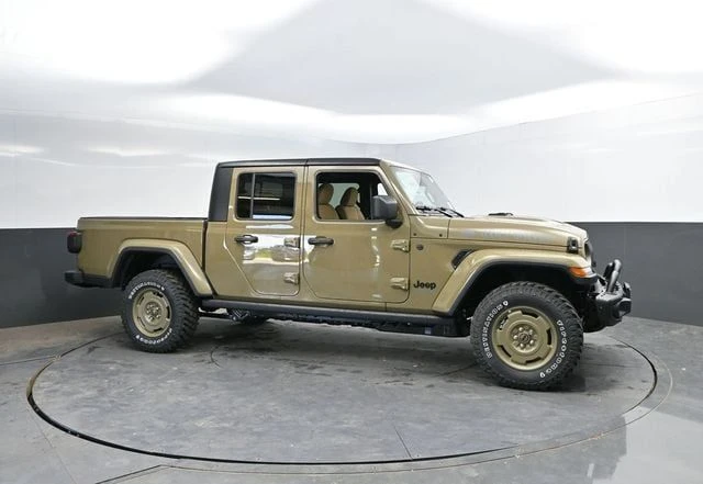 2026 Jeep JT Gladiator - Image 3 of 20
