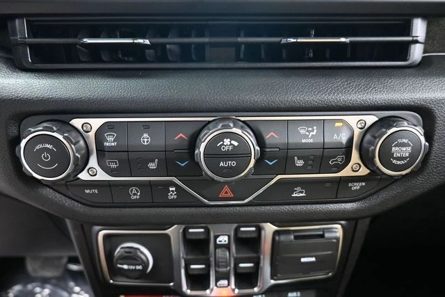 2026 Jeep JT Gladiator - Image 17 of 20