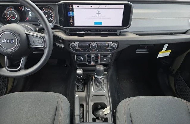 2026 Jeep JT Gladiator - Image 15 of 20