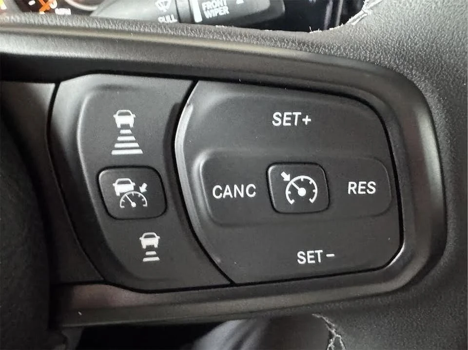 2026 Jeep JT Gladiator - Image 14 of 20