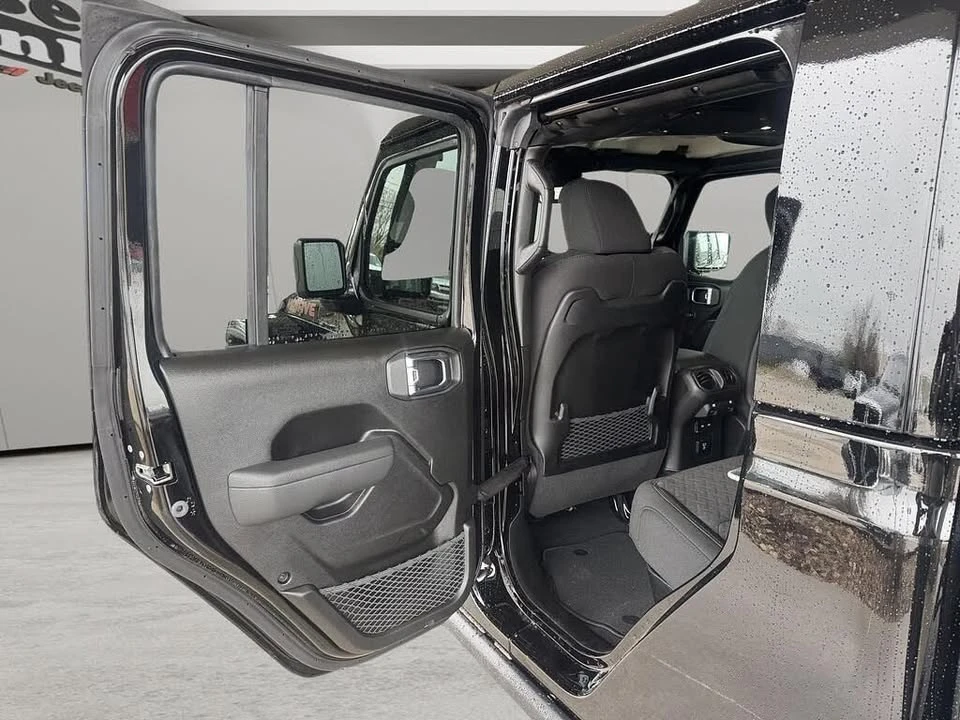 2026 Jeep JT Gladiator - Image 7 of 20