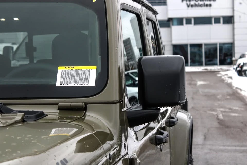 2026 Jeep JT Gladiator - Image 9 of 10