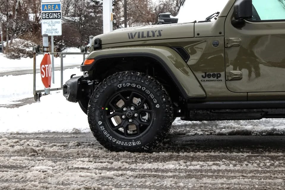 2026 Jeep JT Gladiator - Image 6 of 10