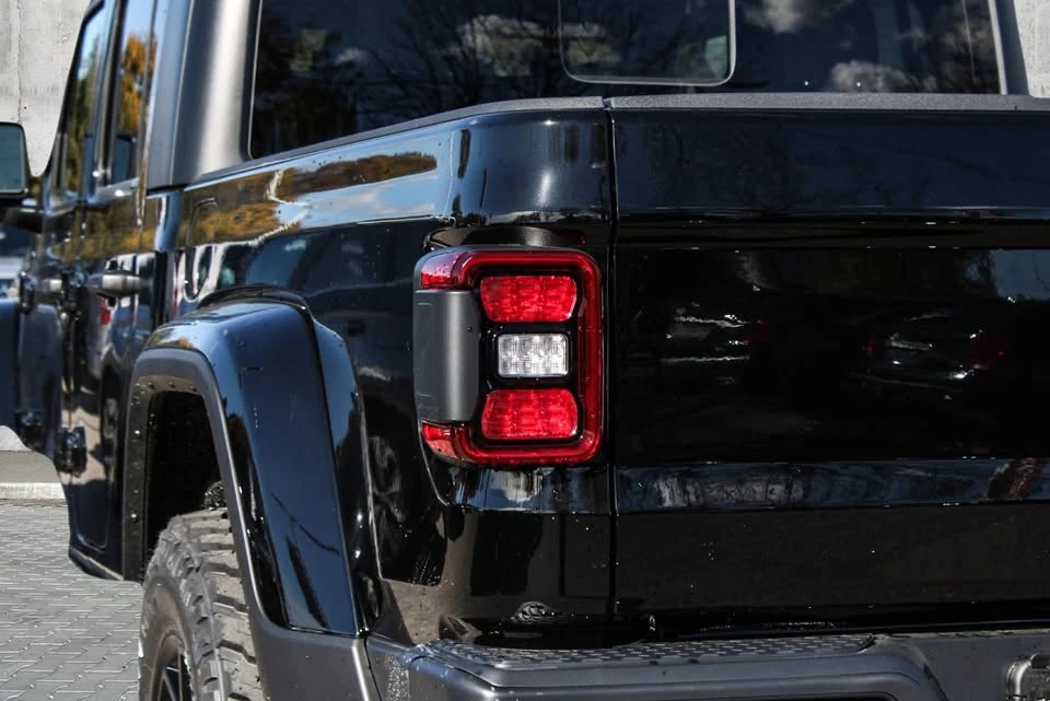 2026 Jeep JT Gladiator - Image 6 of 10