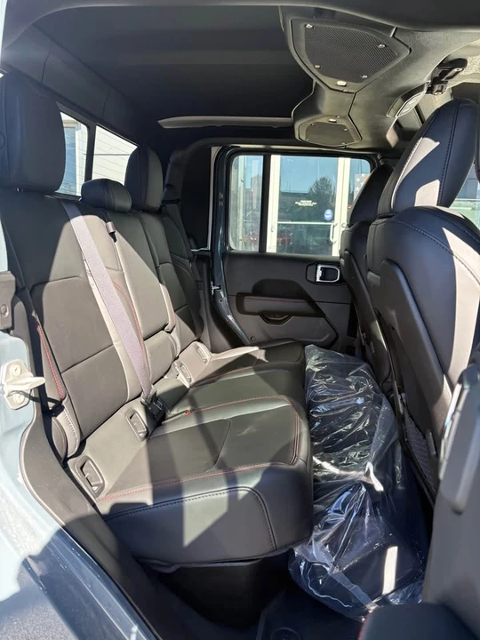 2026 Jeep JT Gladiator - Image 6 of 13