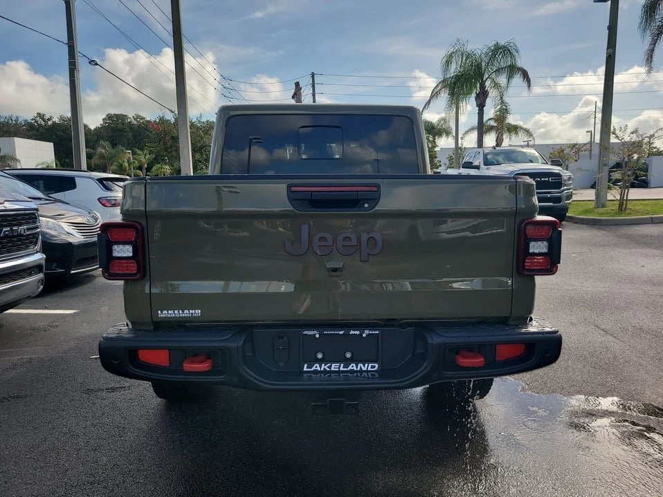 2026 Jeep JT Gladiator - Image 7 of 20