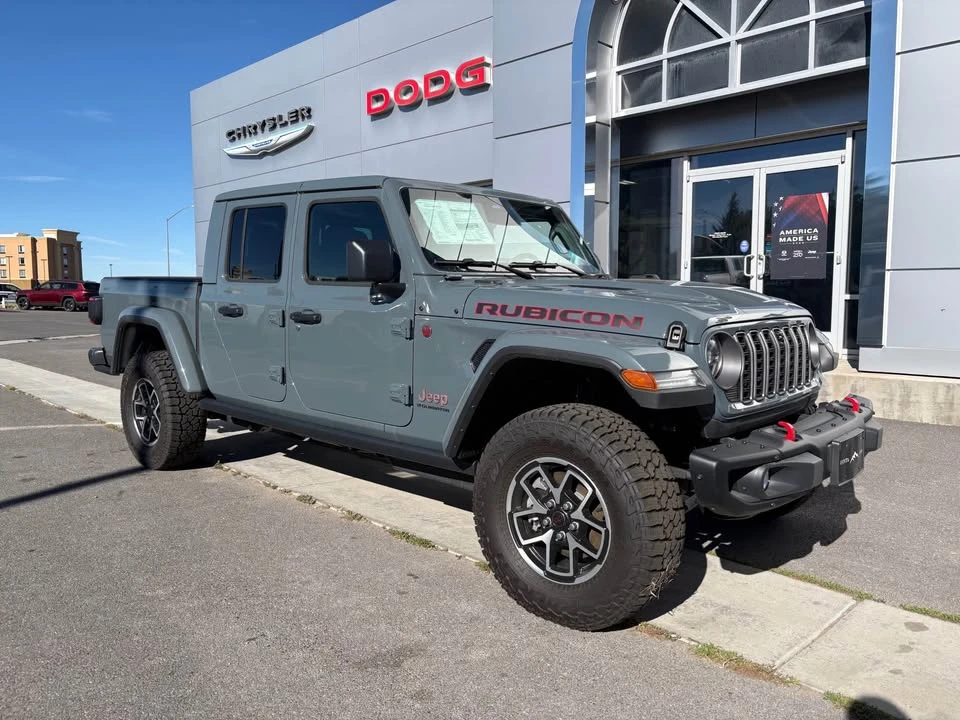 2026 Jeep JT Gladiator - Image 3 of 13